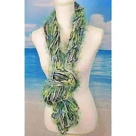 MULTI COLOR Infinity Scarf HANDMADE Open Weave FUZZY YARN Shoulder Neck Cover - Picture 3 of 11